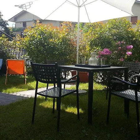 Un Passo Dal Lago Feriehus