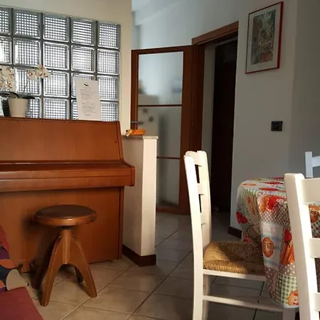 Un Passo Dal Lago Holiday home Dervio
